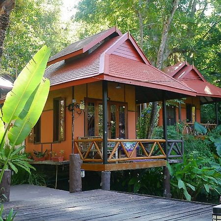 Pho Rak Nah Pai Hotel Bagian luar foto